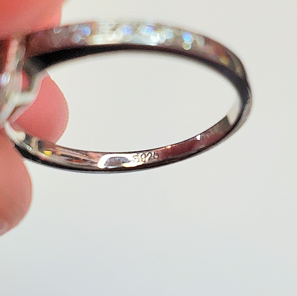 Sterling silver ring size 8.5 - Picture 4 of 8